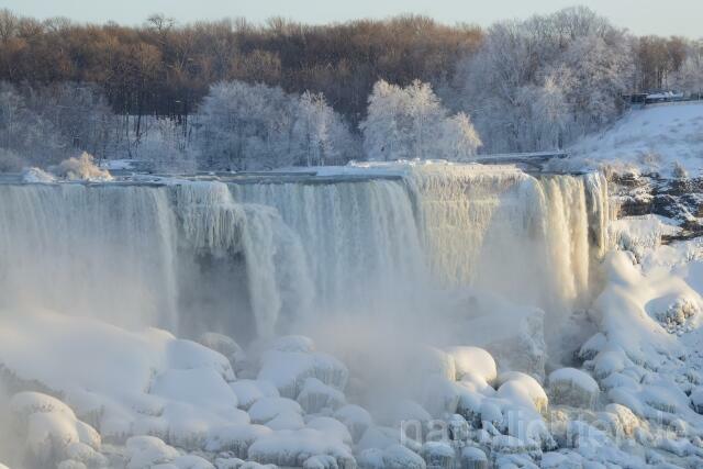 W9761 Niagarafälle,Niagara Falls - Peter Wächtershäuser