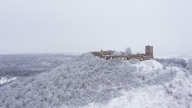 R14772 Burg Gleichen, Drei Gleichen, Luftaufnahme, Winter - Christoph Robiller